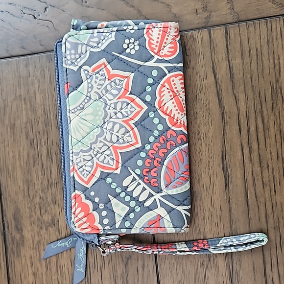 Vera Bradley Wristlet Wallet - Picture 5 of 8